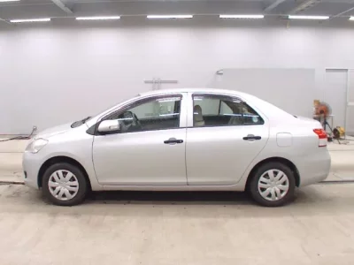 Toyota BELTA