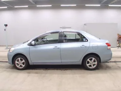 Toyota BELTA
