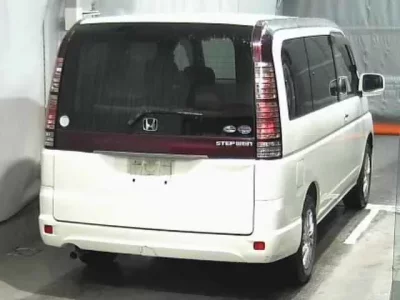 Honda STEP WAGON