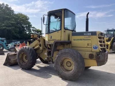 KOMATSU WA100-3