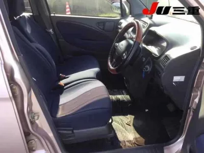 Daihatsu MAX