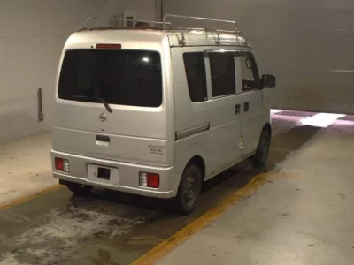 Nissan CLIPPER VAN
