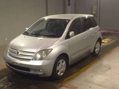 Toyota IST