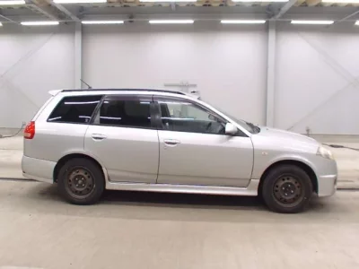 Nissan WINGROAD