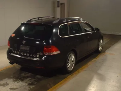 Volkswagen GOLF VARIANT