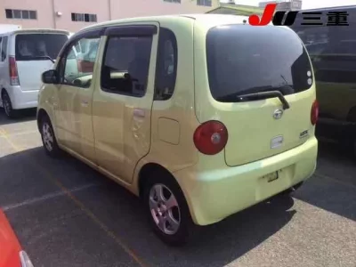 Daihatsu MOVE LATTE