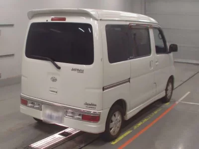 Daihatsu Atrai Wagon
