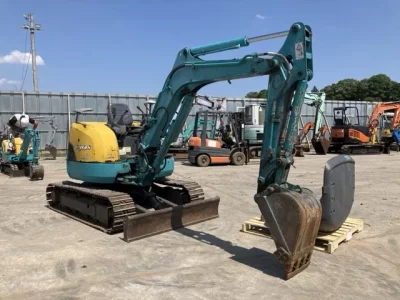 KUBOTA U-30-3S