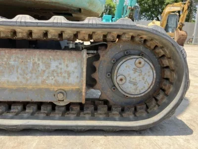 KOMATSU PC15MR-1