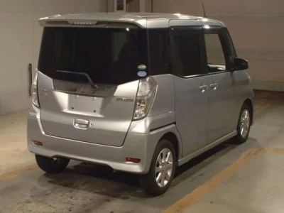 Mitsubishi EK SPACE
