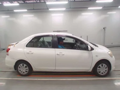 Toyota BELTA