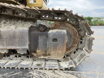 KOMATSU PC200-8