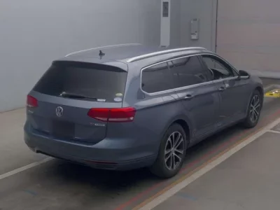 Volkswagen PASSAT VARIANT