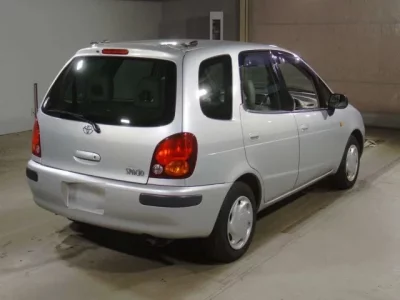 Toyota COROLLA SPACIO