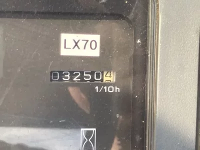 HITACHI LX70-2C