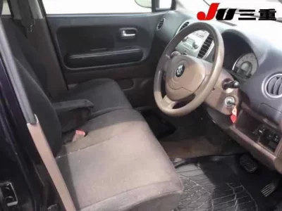 Suzuki MRWAGON