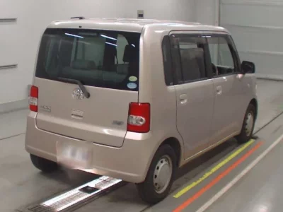 Toyota PIXIS SPACE