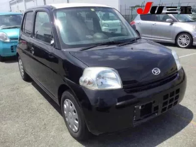 Daihatsu Esse