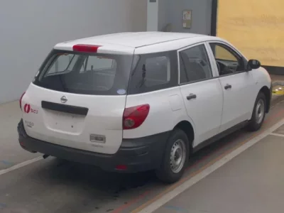 Nissan AD