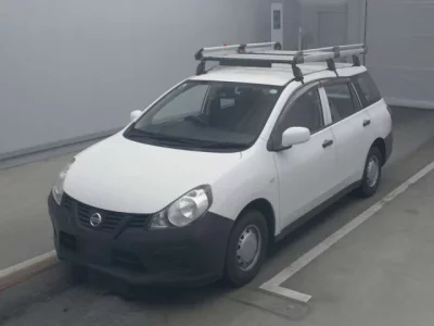 Nissan AD