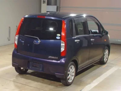 Subaru STELLA