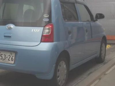 Daihatsu Esse