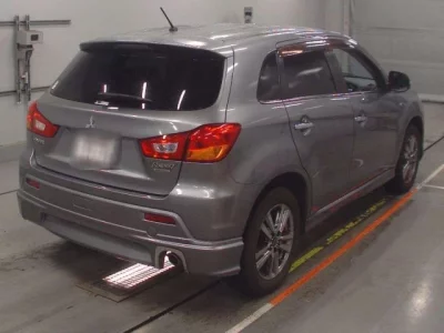 Mitsubishi RVR