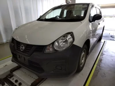 Nissan AD