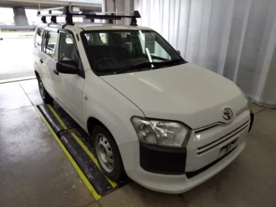 Toyota SUCCEED