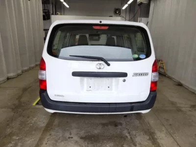 Toyota SUCCEED