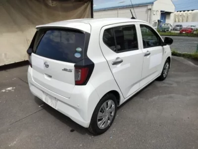 Daihatsu MIRA E S