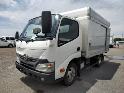 Hino DUTRO