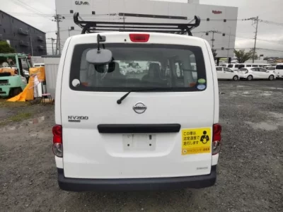 Nissan NV200