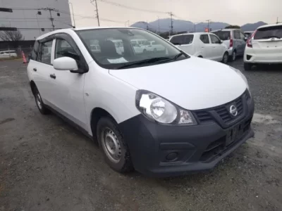 Nissan AD
