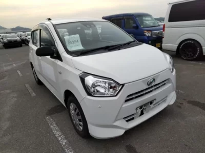 Daihatsu MIRA E S