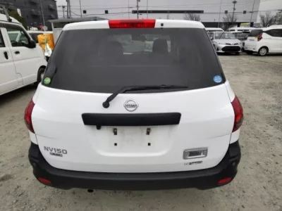 Nissan AD