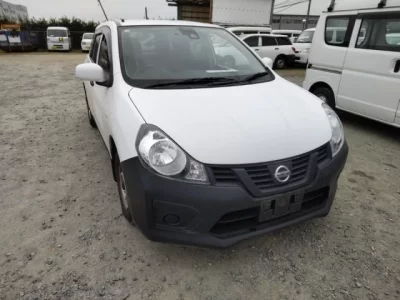 Nissan AD