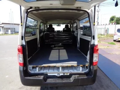 Nissan CARAVAN VAN