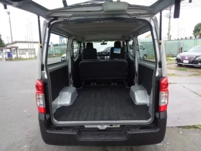 Nissan CARAVAN VAN