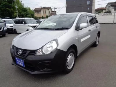 Nissan AD