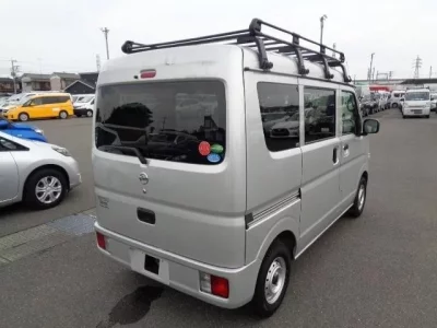 Nissan CLIPPER VAN