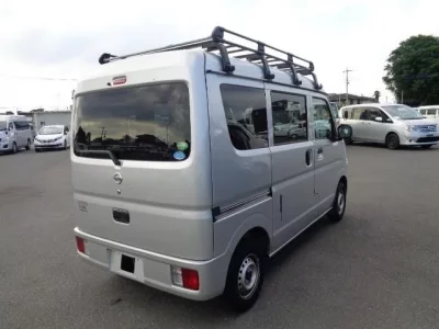 Nissan CLIPPER VAN