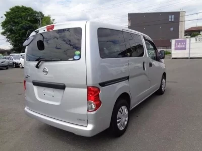 Nissan NV200