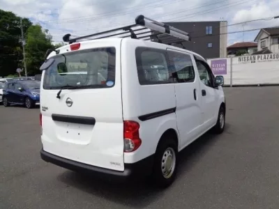 Nissan NV200