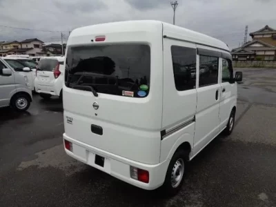 Nissan CLIPPER VAN