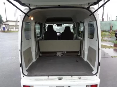 Nissan CLIPPER VAN