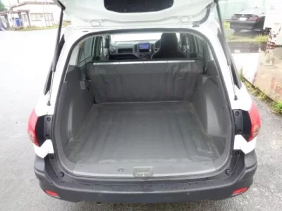 Nissan AD