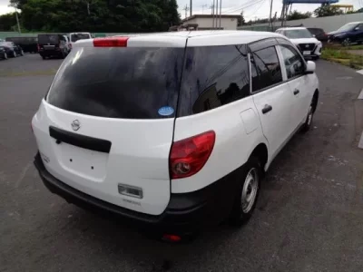 Nissan AD