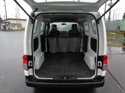 Nissan NV200