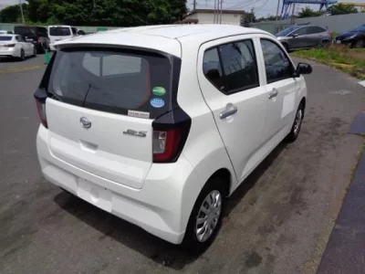 Daihatsu MIRA E S